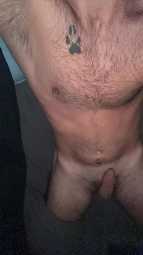 (35) woke up ripe this morning since my AC isn’t working right. Had to strip in the middle of the night to sleep. by GlobalMeringue679