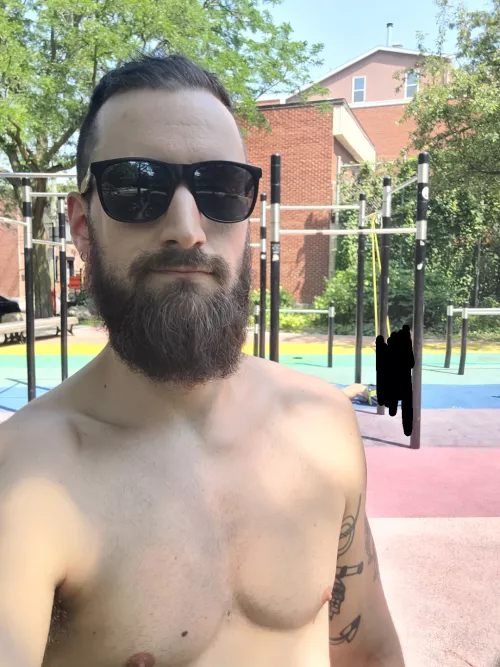 40°C workout in Montreal 🤟🔥 by HotBerserkr