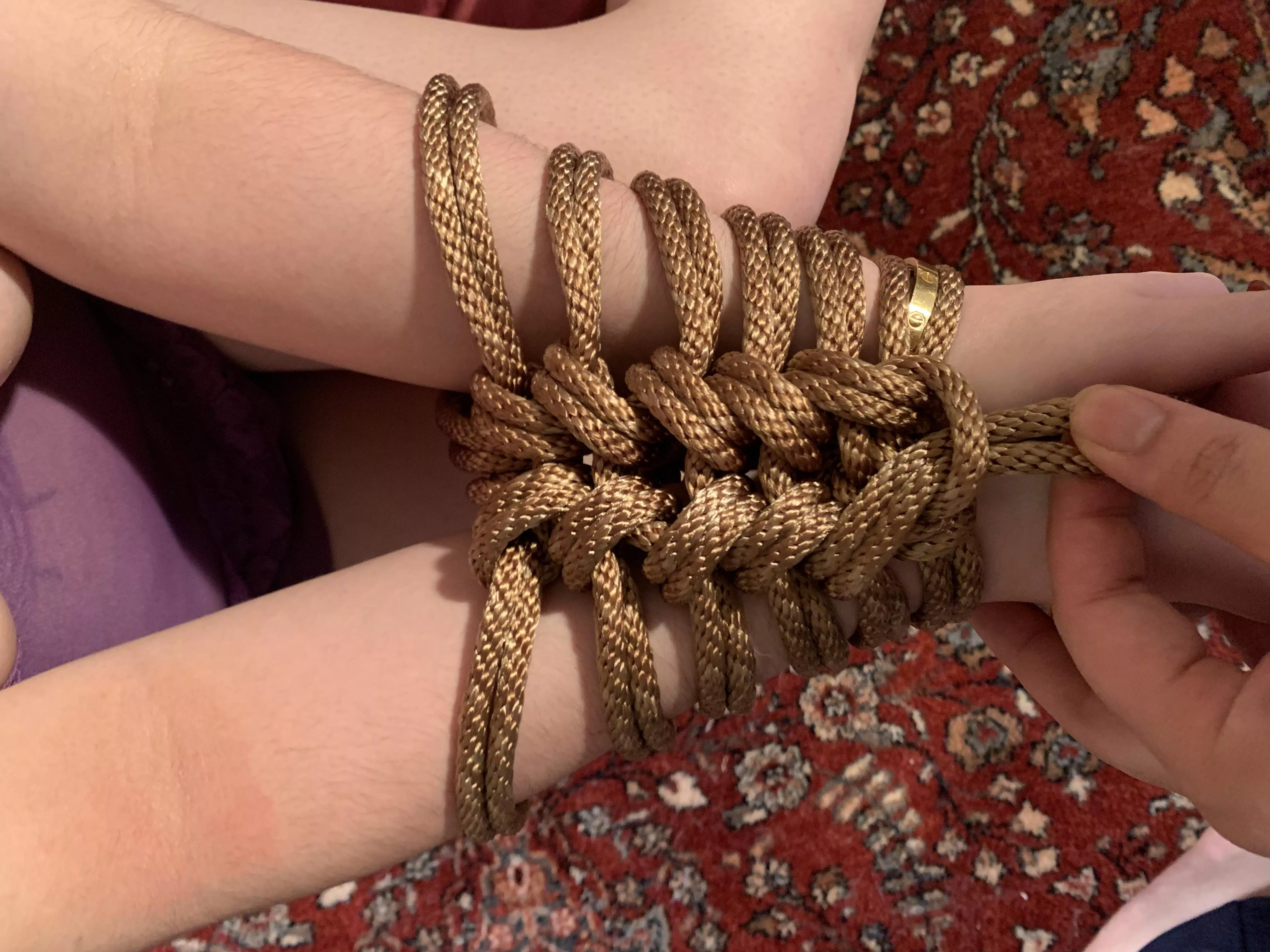 Freestyle tie what would you call this? posted by Amorosastudios