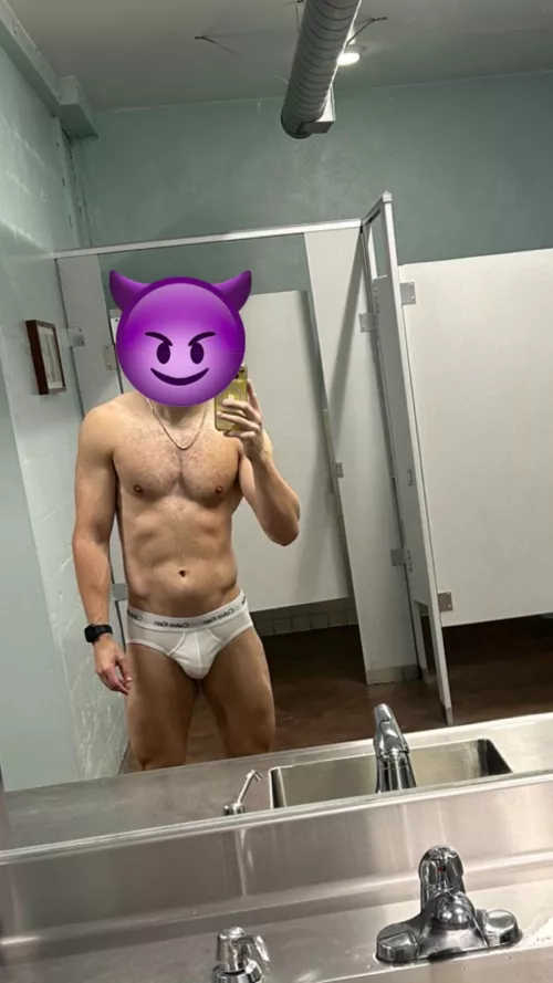 Happy TWT  by fishy_fish_8