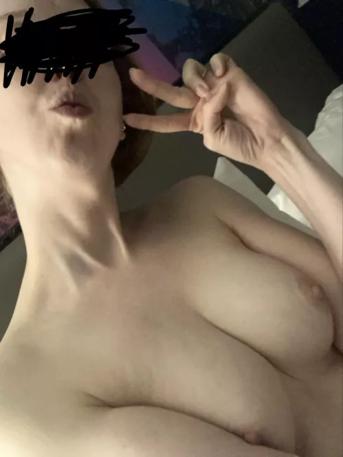 How do we like late night hotel boobs?!!  by fastnumb