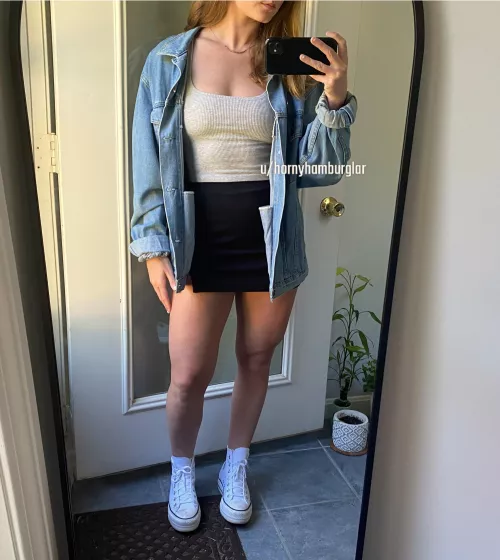 I like my skirts short 😉 [f] by hornyhamburglar