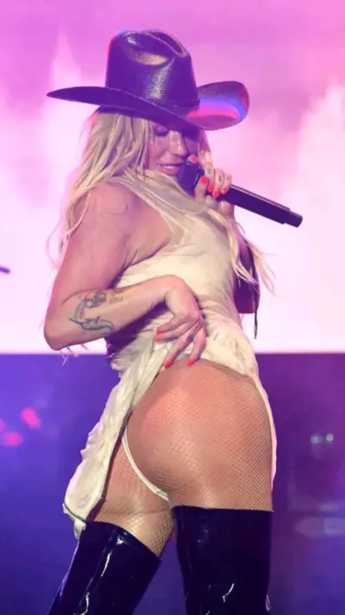 Kesha Rose by brown3cake