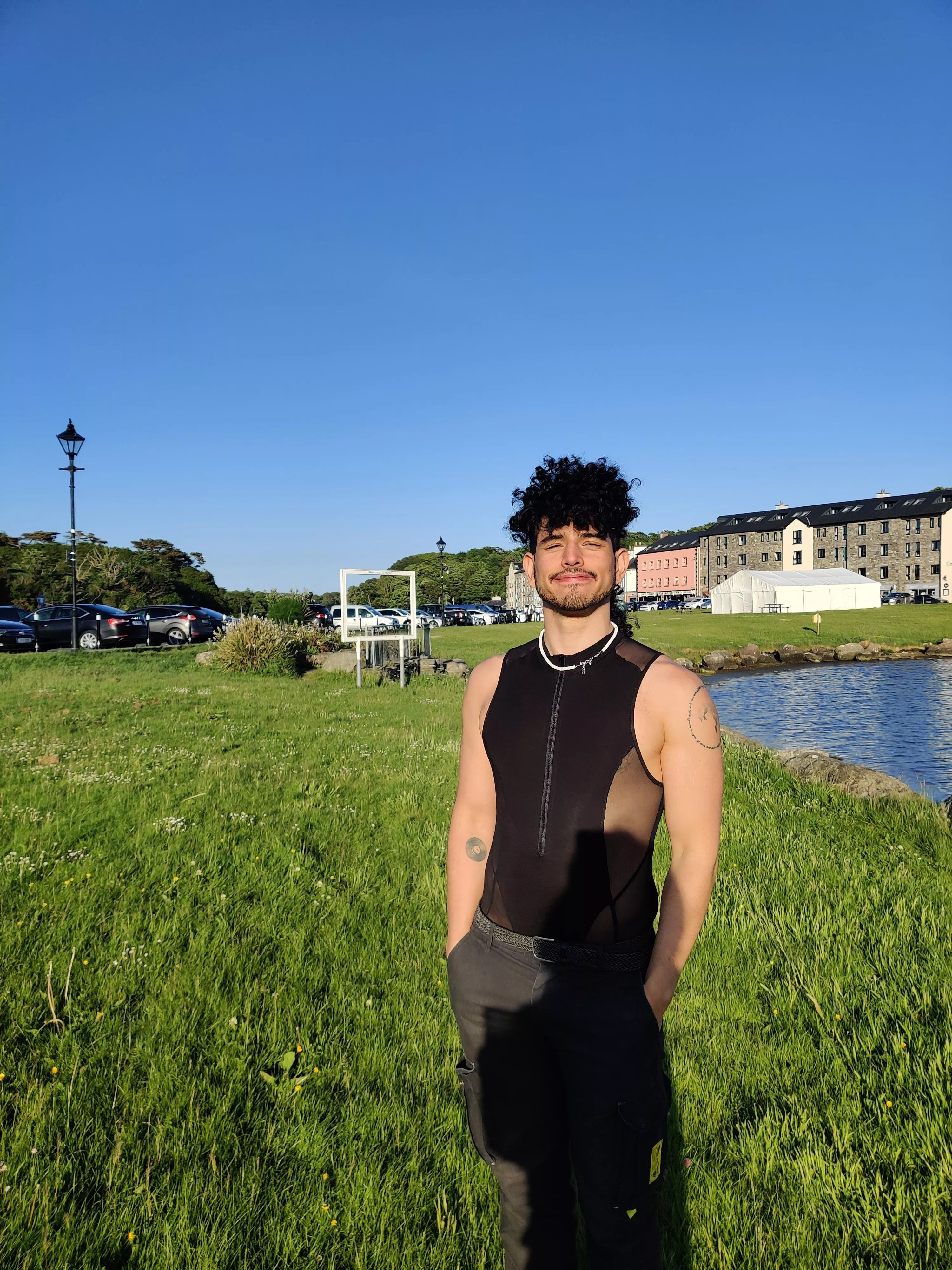 Un Latino 🇻🇪 en Irlanda 🍀. posted by avatarguille