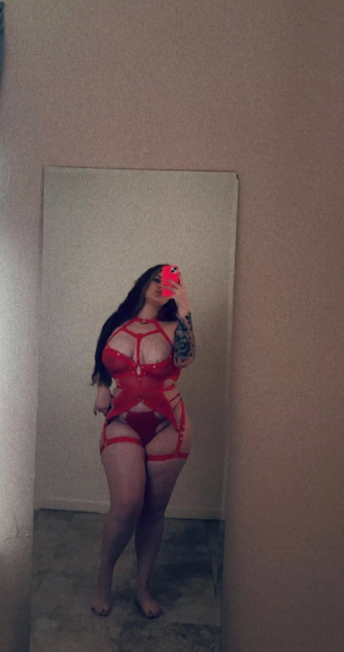 Who’s gonna let a younger girl domme them, ladies? 😈😈 posted by adventurecall