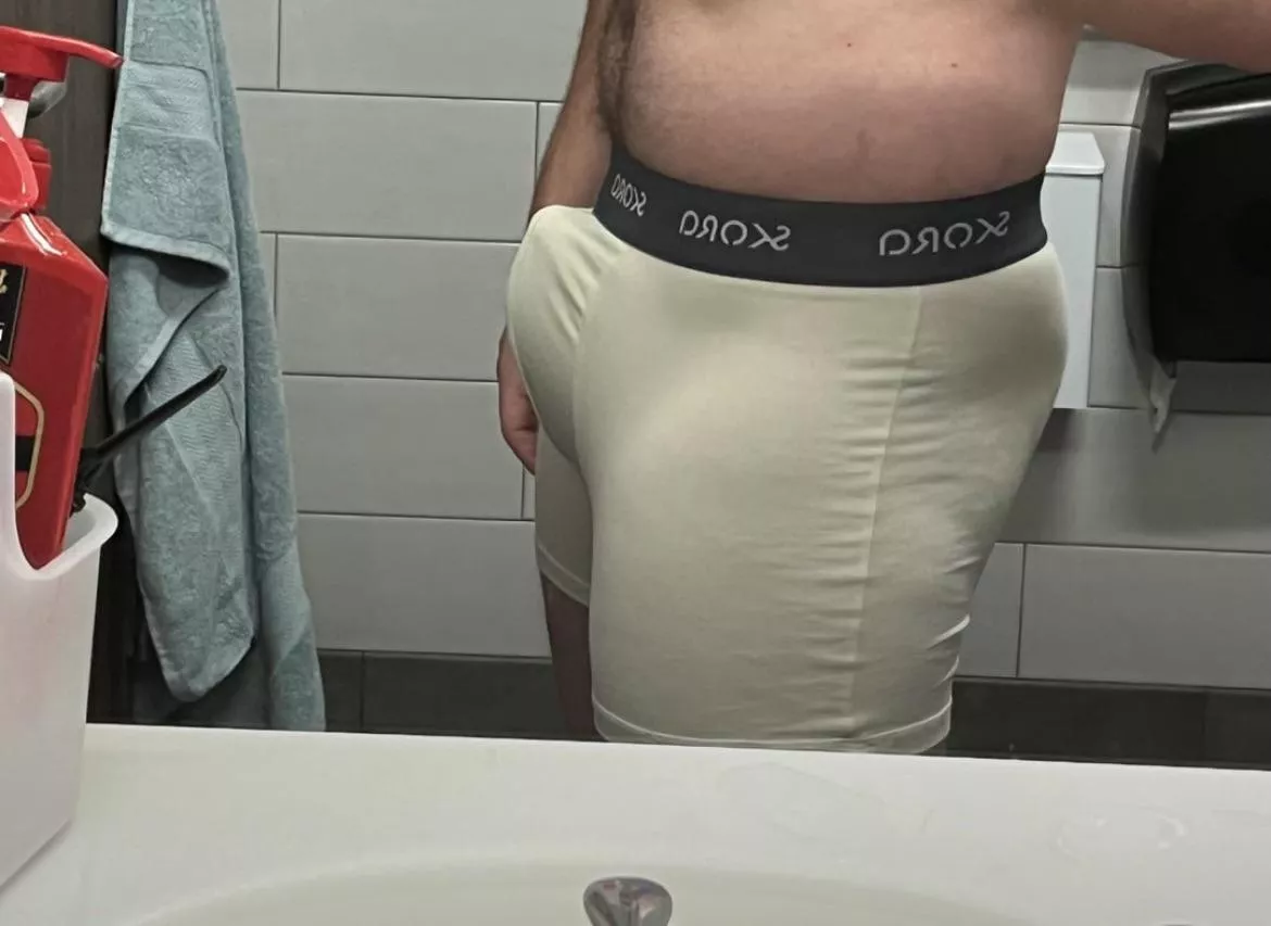 Always tough to hide when on the treadmill at the gym posted by MeatyMan900