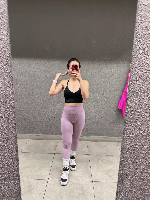 Do you like Japanese fit girl ? by sunsunny23