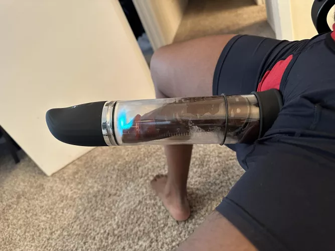 Early morning session. Wish I had some pussy to slide in after I’m done😢 by daddygot3legs