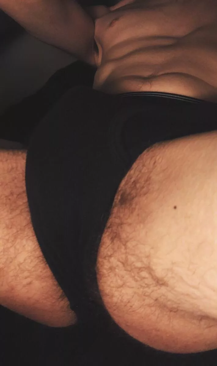 Hairy ass and bulge posted by sir_priv
