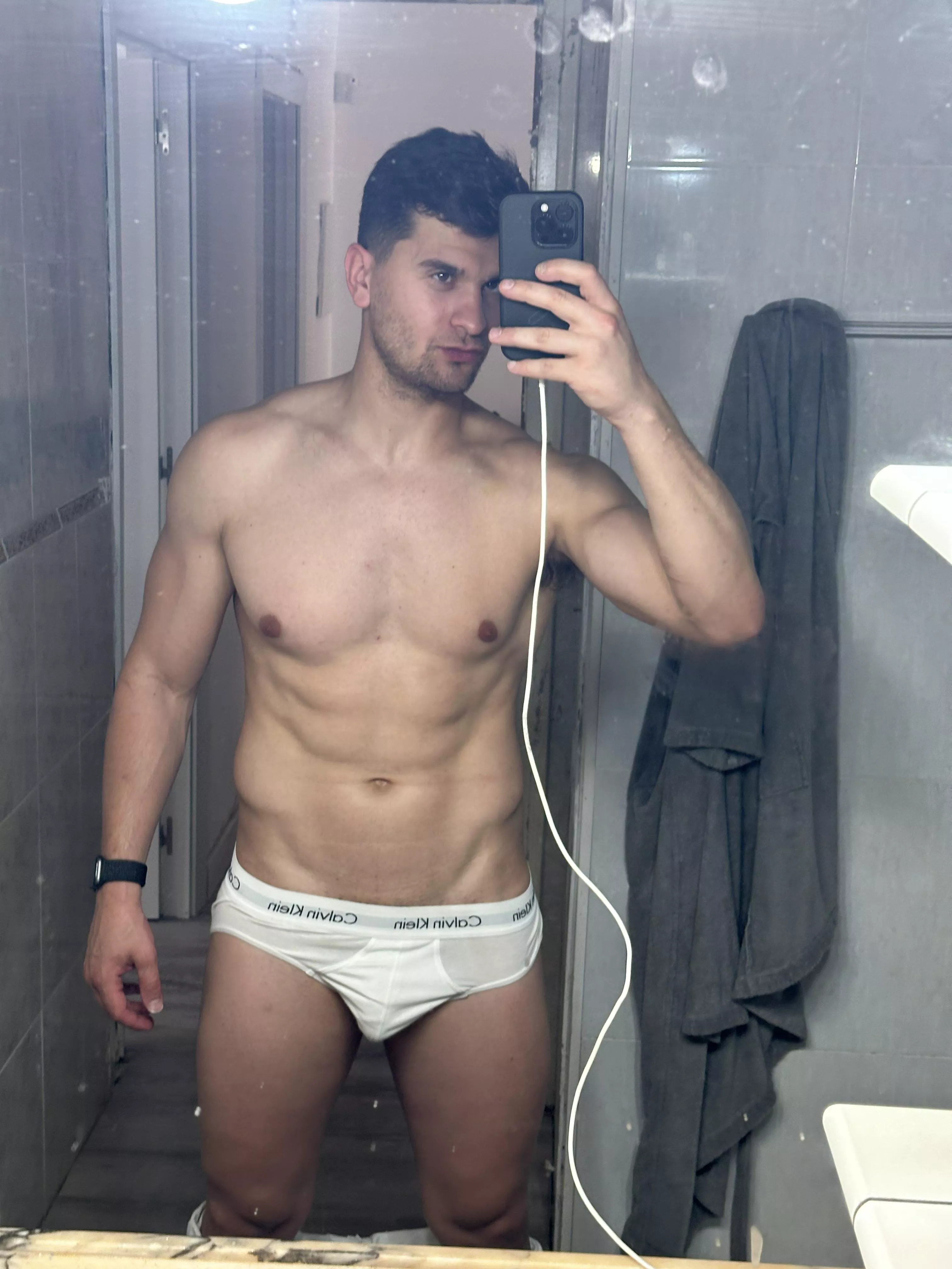 Have I kissable V? posted by realisiwak