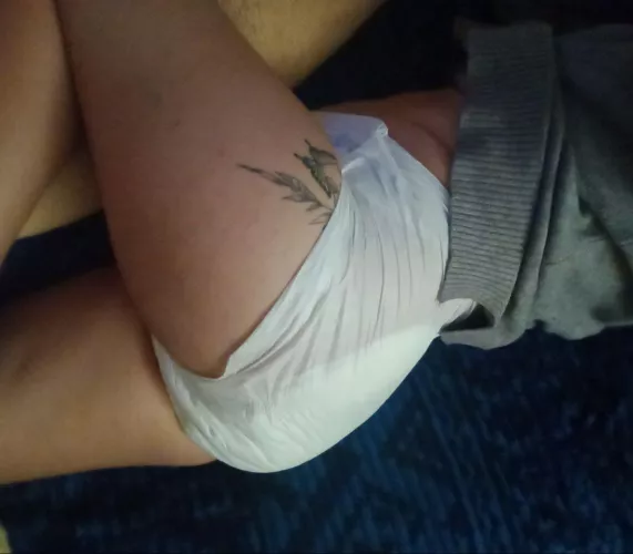 I will sleep like this  by MiaMartinss