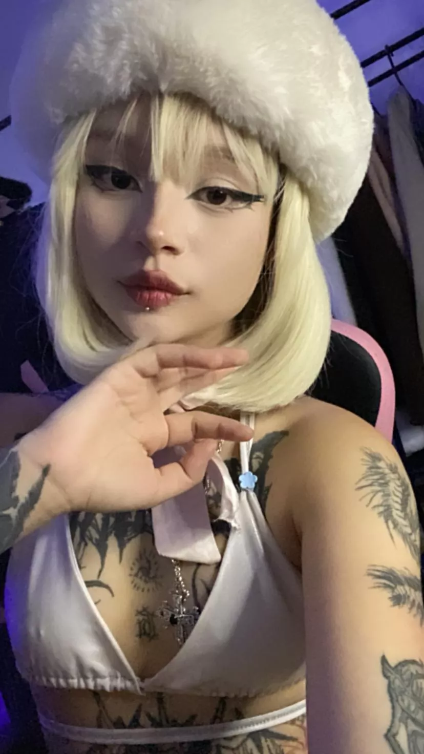 Julieth (@maldita_meg) [Onlyfans]  posted by vixengirlyy