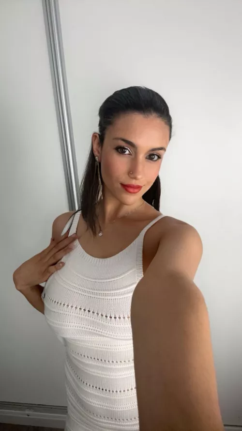 Just an attempt to seduce you with elegance and charm by Spooky-Yellowjacket