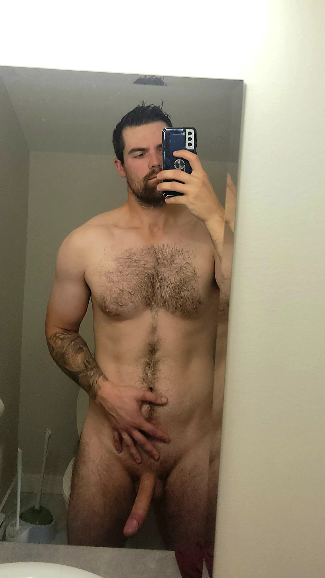 Showing it all(32) posted by eMPtY122