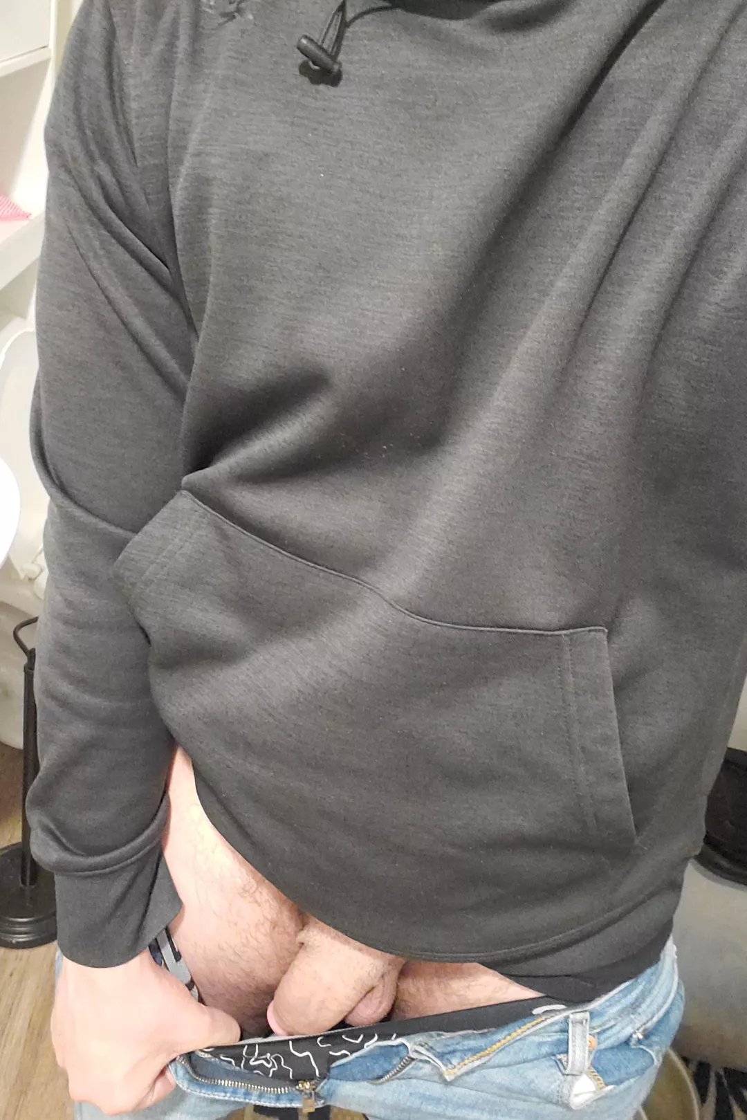 [25] Sniff It Bro posted by notshyguy24