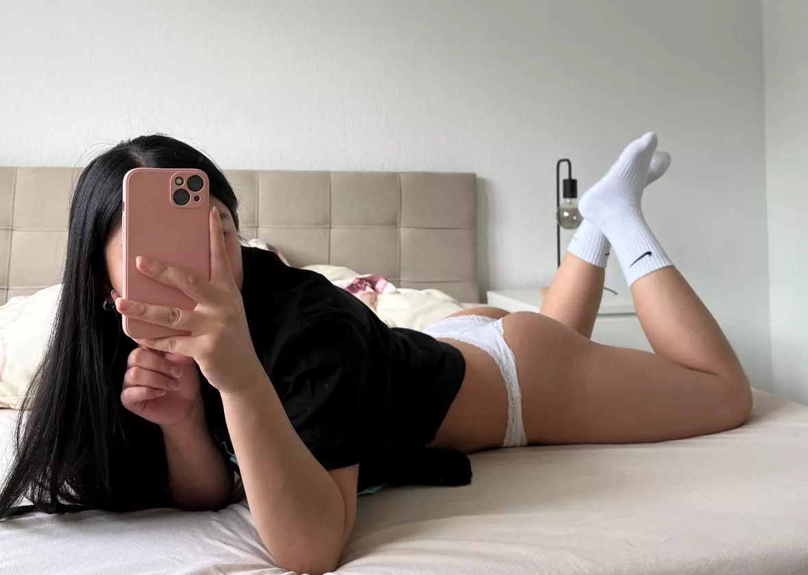 A plate serving peach’s cake 🍑  posted by Sad_Bat6485