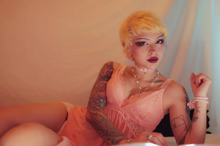 First time posting here 🥺🍓[they/he] by Meowmxgoodkitty