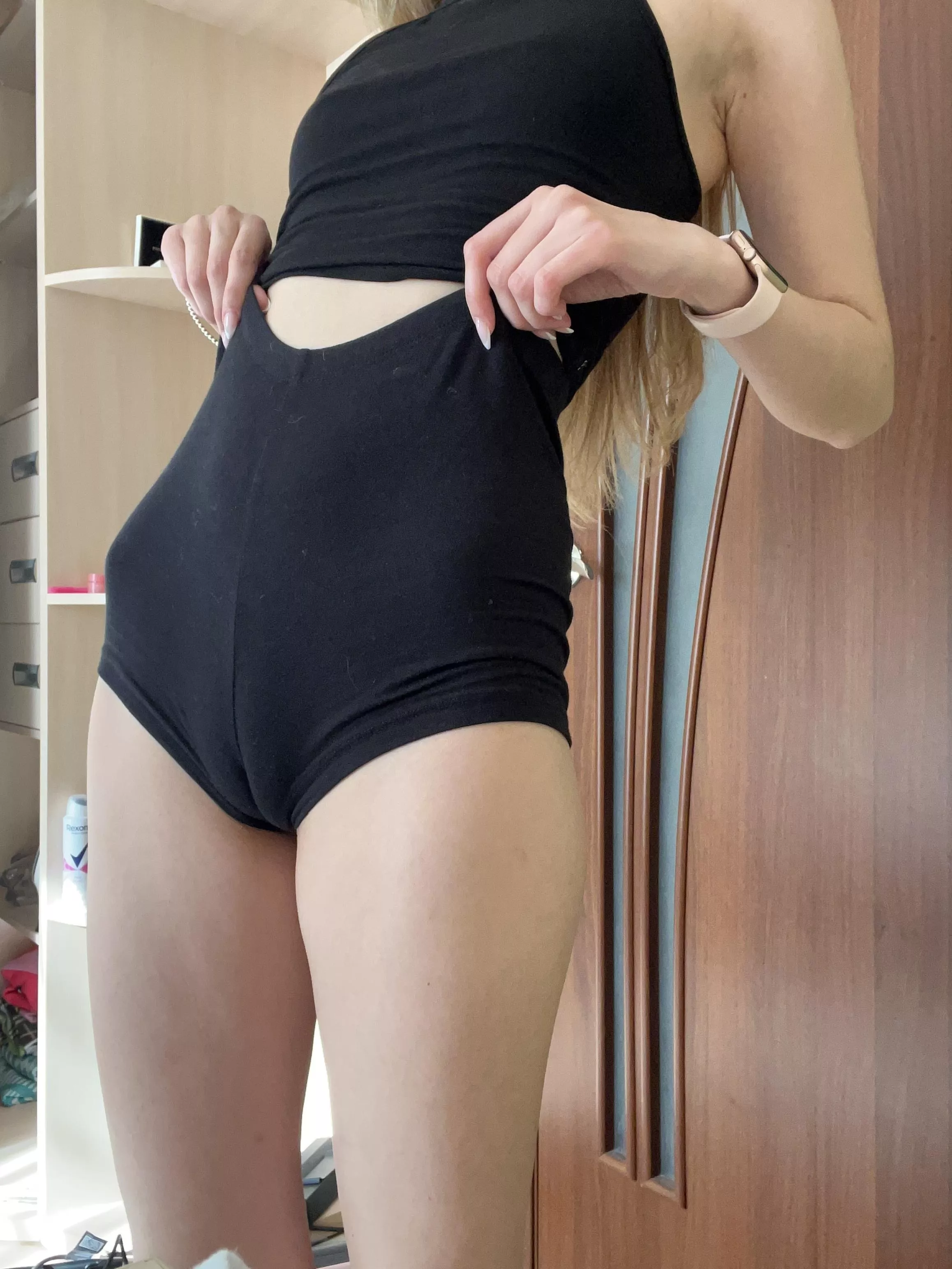 I think it looks sexy. posted by Arya_Doll