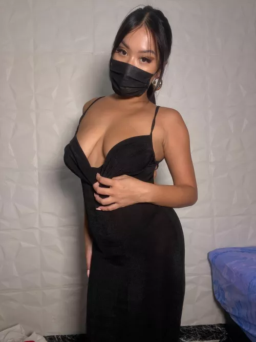 I'm tired of seeing you always with her, it's my turn now. by AsianHotKalian