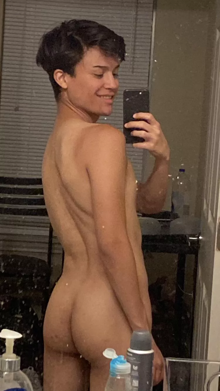 my booty posted by brandnaqua