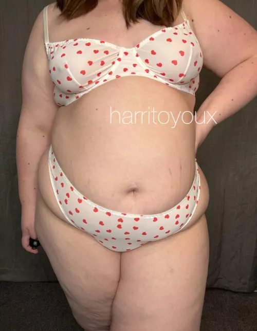 Soft bodies babes are the best by harritoyou_x