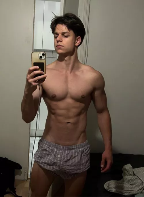 (19)Top or bottom? by Select_Equipment4297