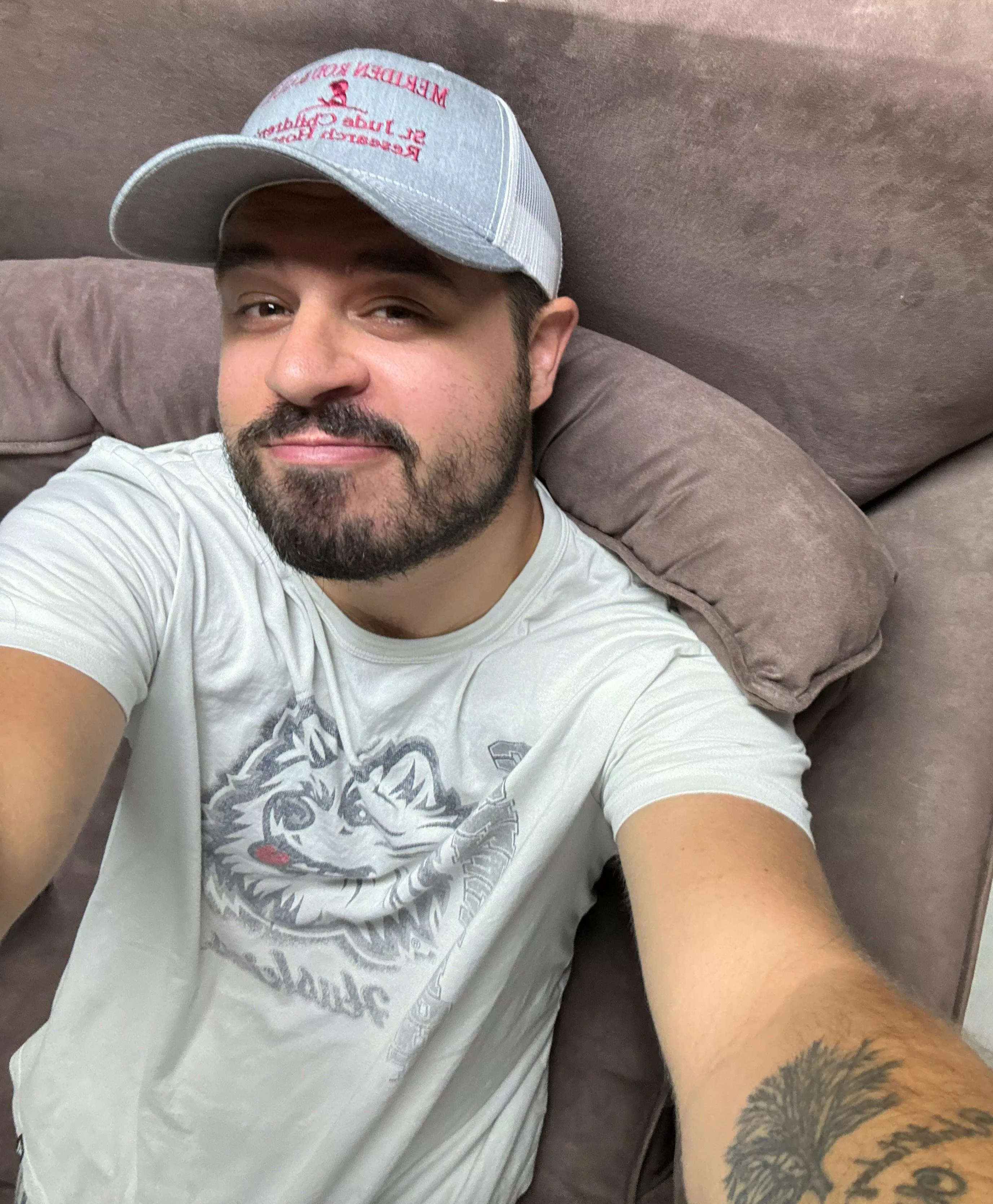 (30) - happy Friday everyone, have a great weekend 💙 posted by ActivitySignal5224