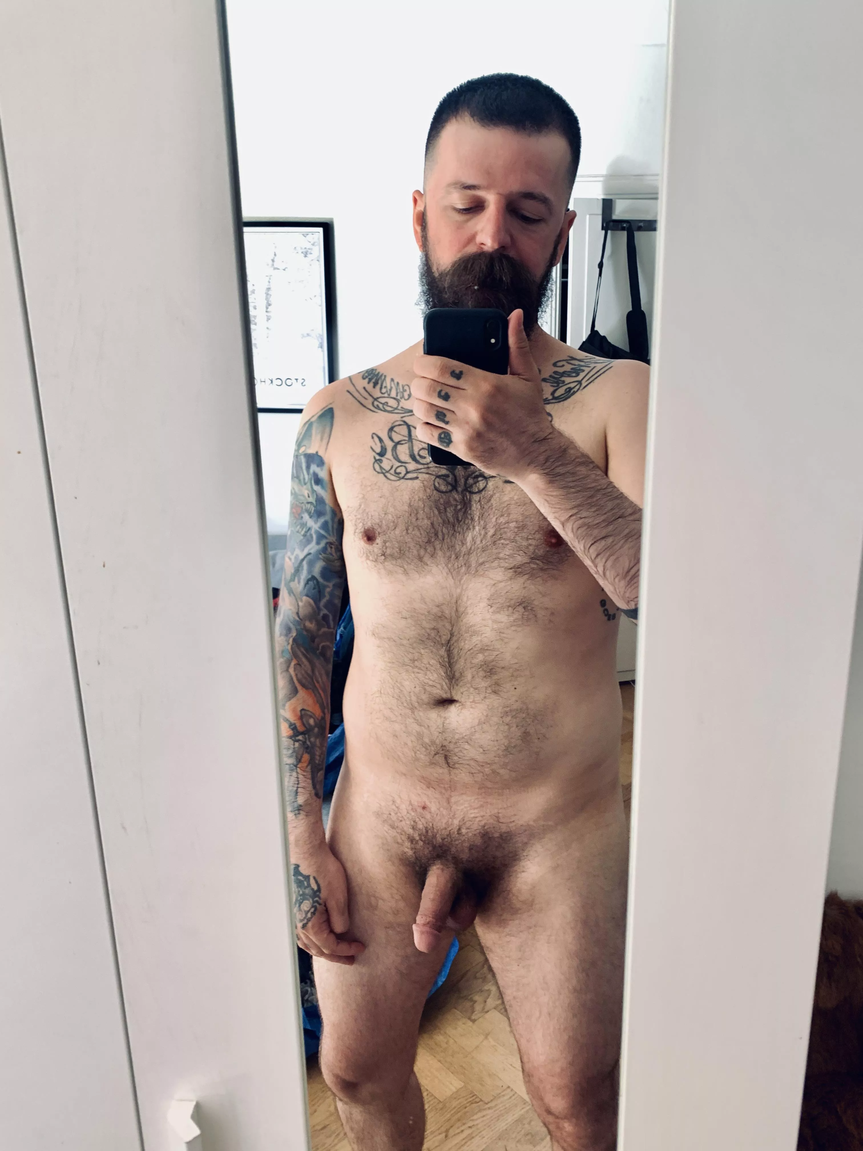 Come take care of daddy, boy! posted by lockedguys