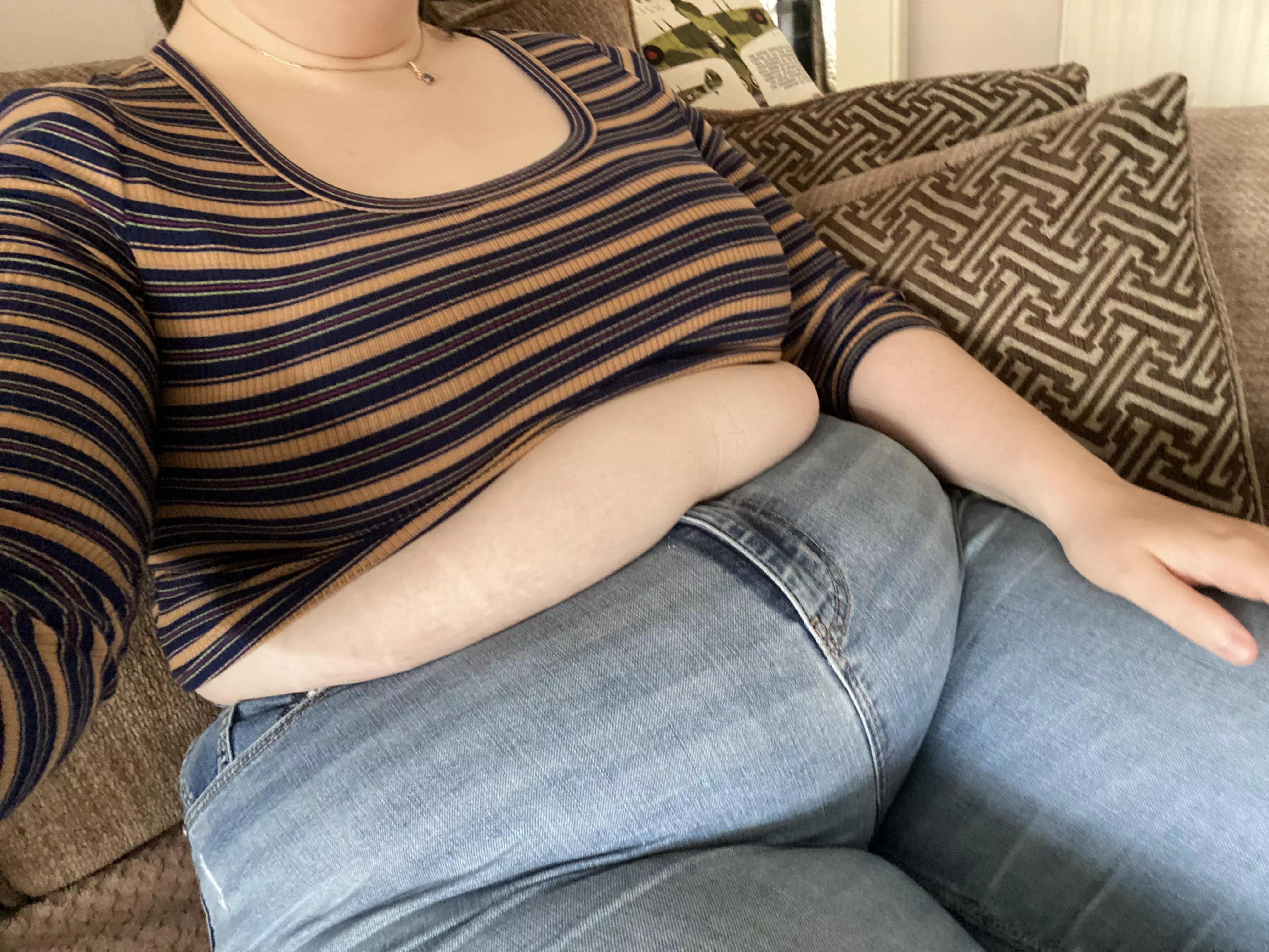 dinner dates so i can get bigger pls 🌹  posted by cuddlybunnybbygirl