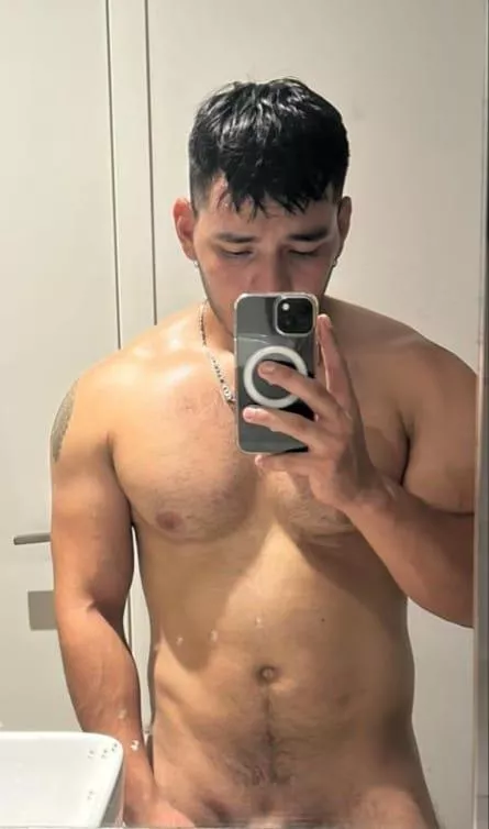 Do you like Latinos? posted by JORGEREYES1705