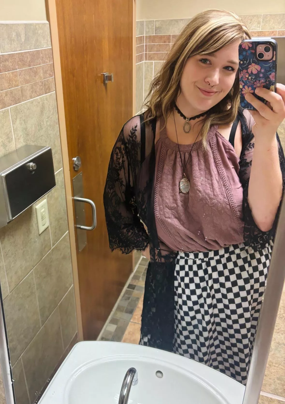 happy friday loves 🫶🏼 posted by Specific-Anxiety-578