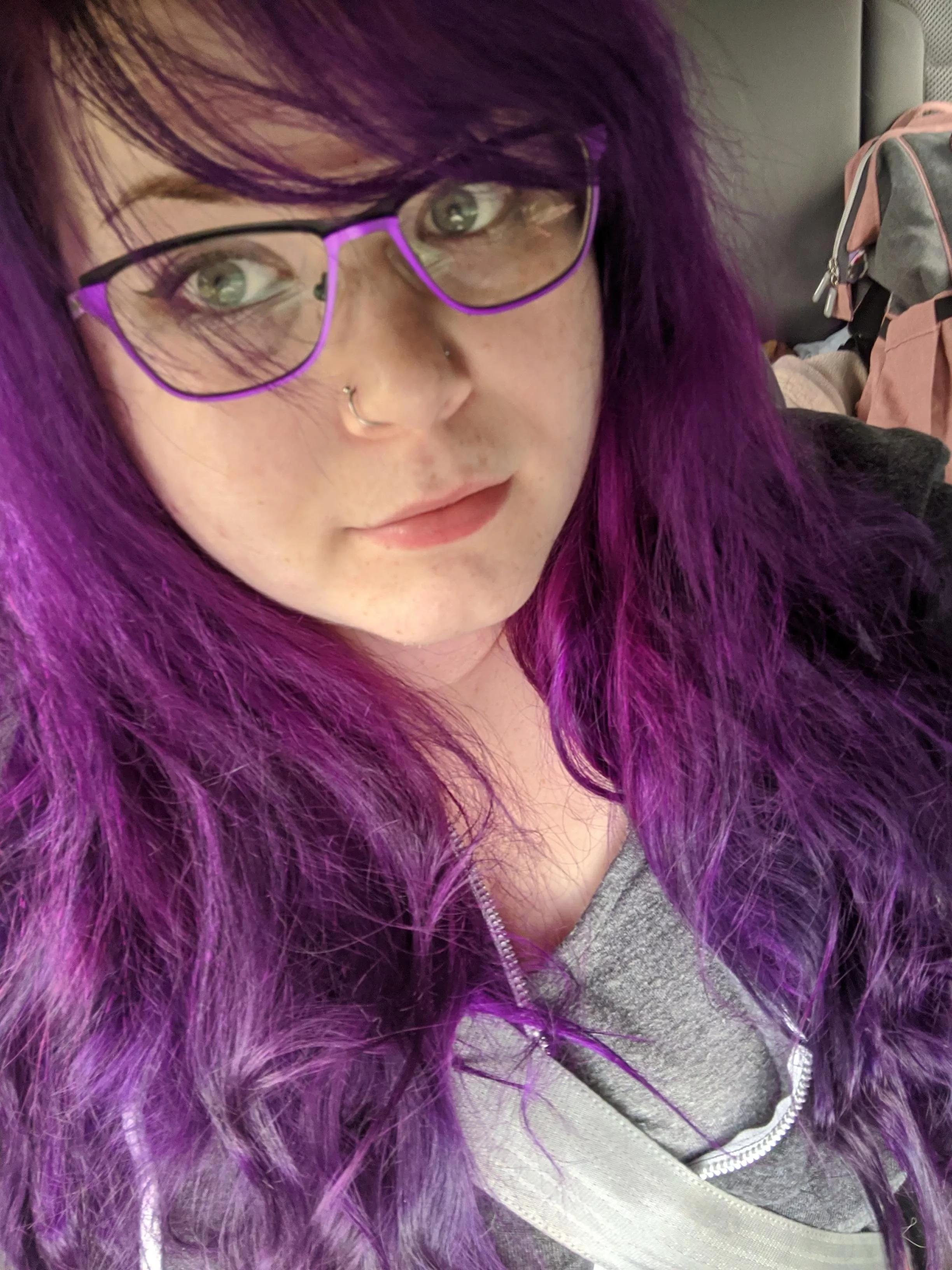 Happy friyay 💋 posted by cinanom_bunz