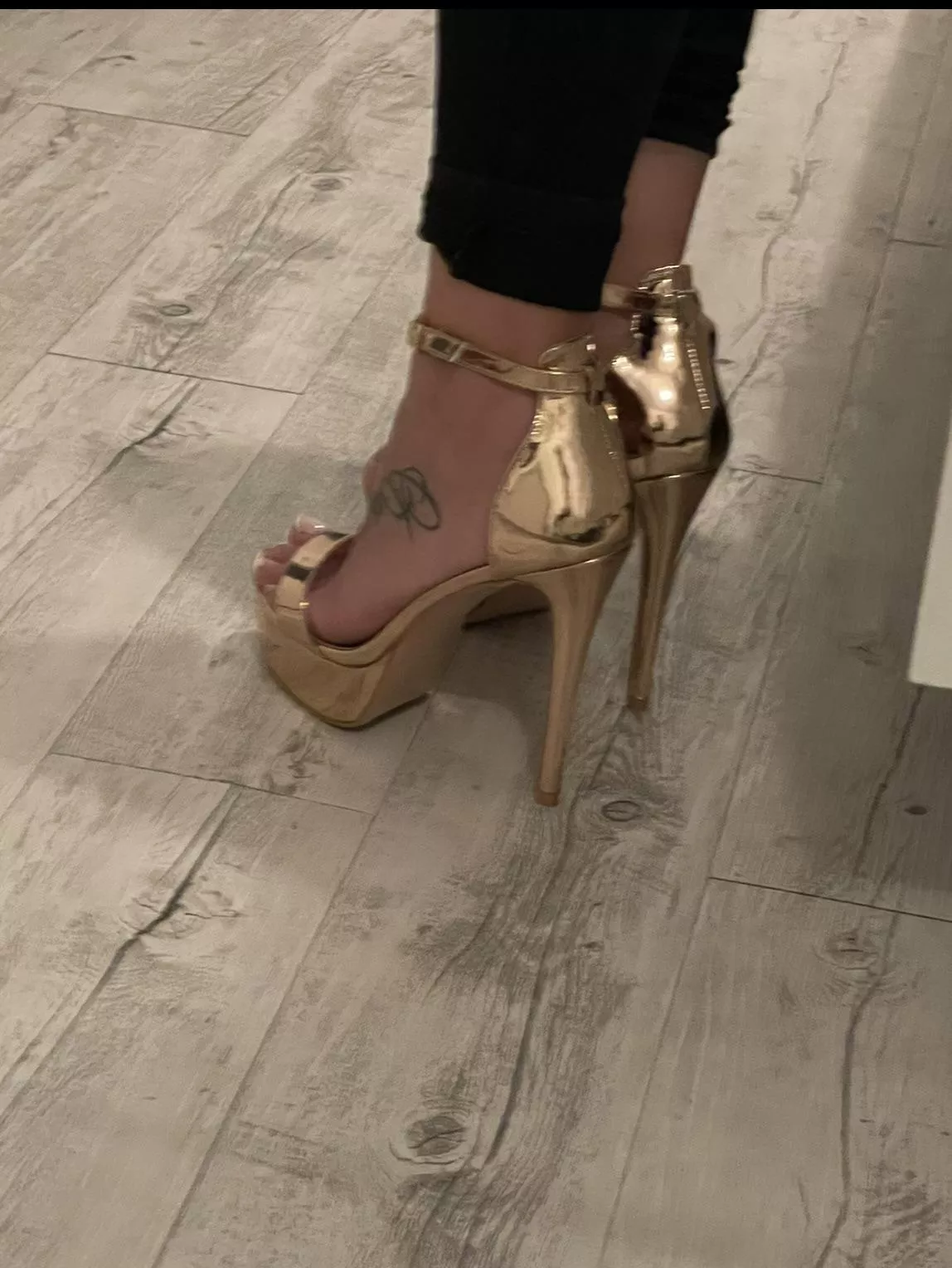 Heels and Leggings posted by JeannyPan