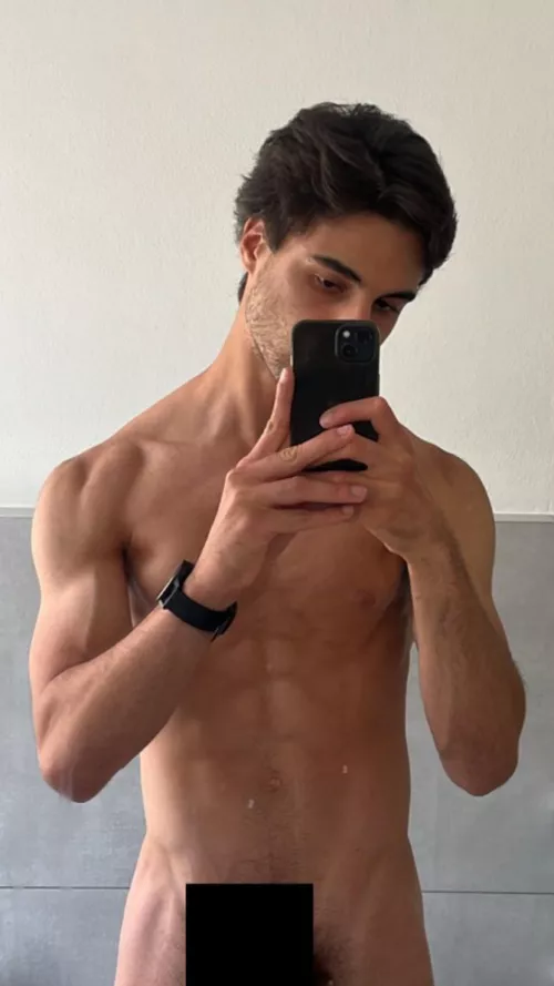 Hey 👋  by shadesoffroot