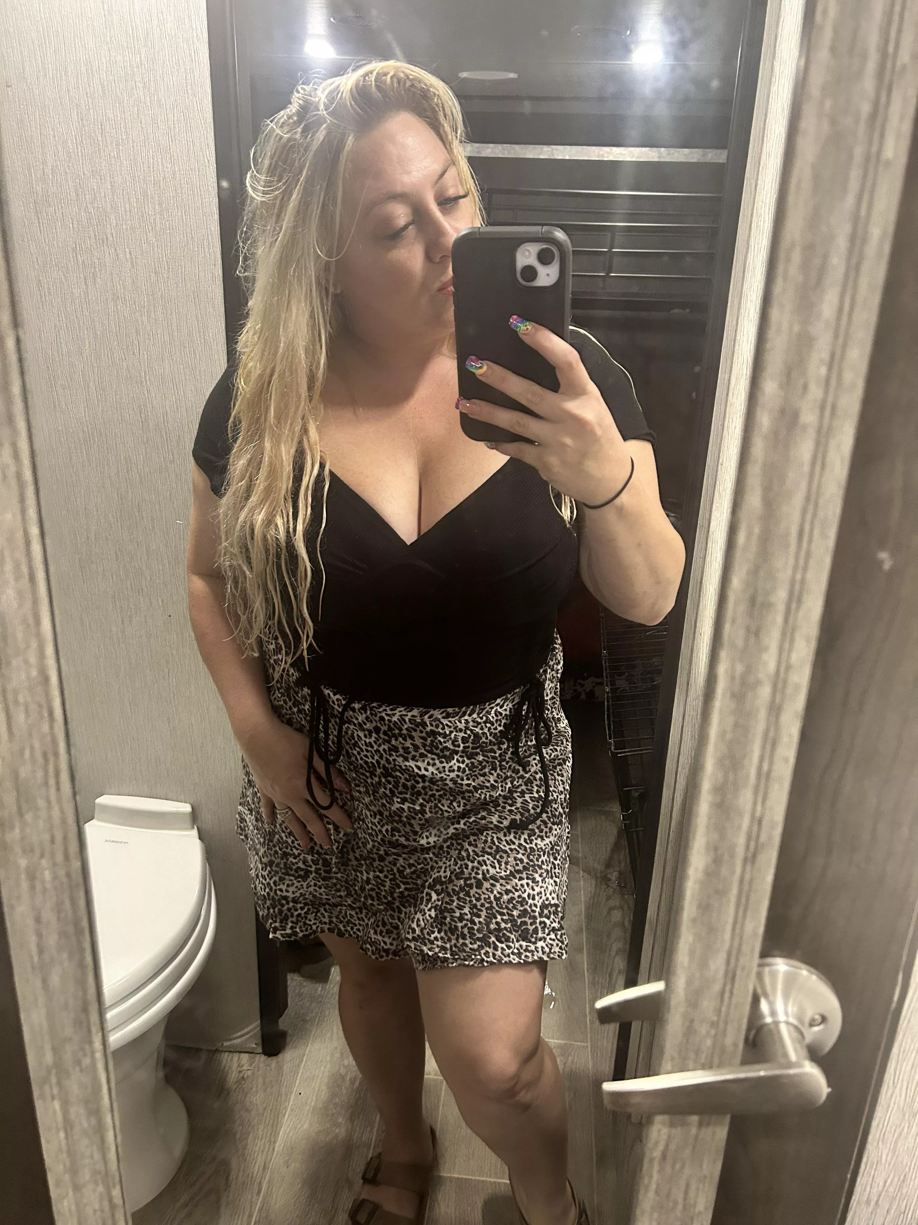 I want to be more bimbo  posted by plasticitsfantasty