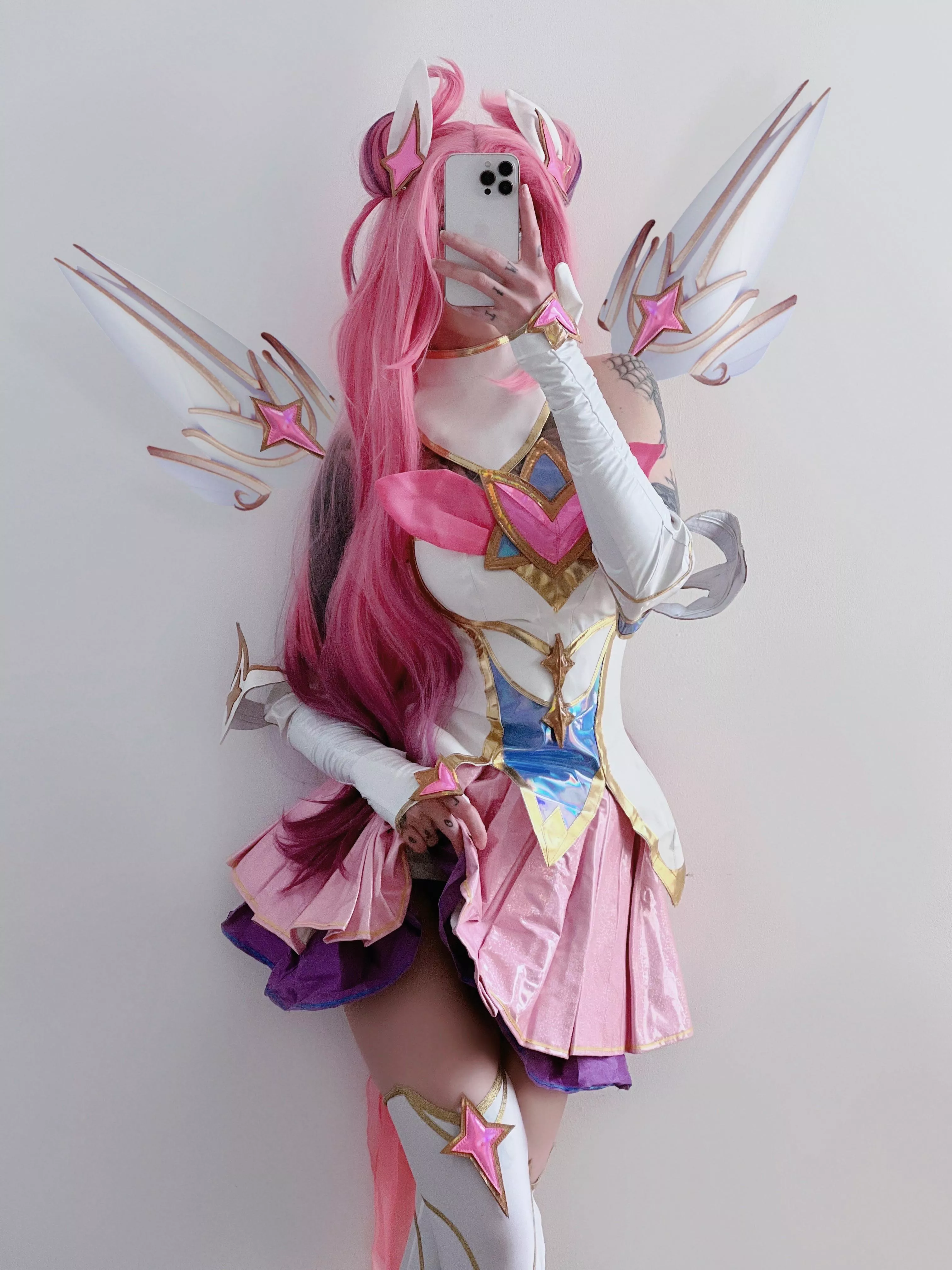 Kai’Sa (Lunara_Fawn) [LeagueofLegends] posted by Ce_Luna