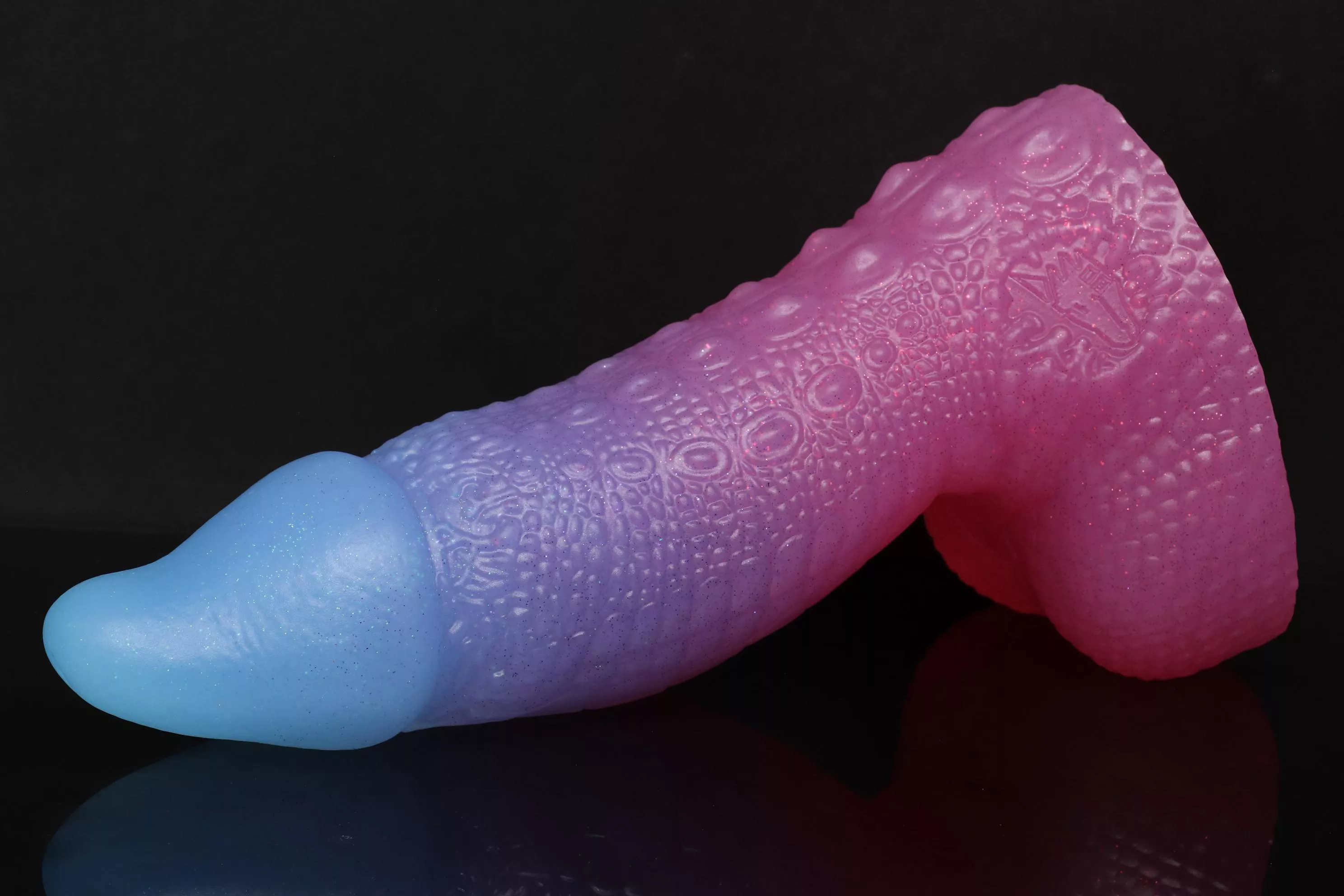 This gummy croc babe is coming home with me 🍧🌺💦 posted by 0ilSoakedRag