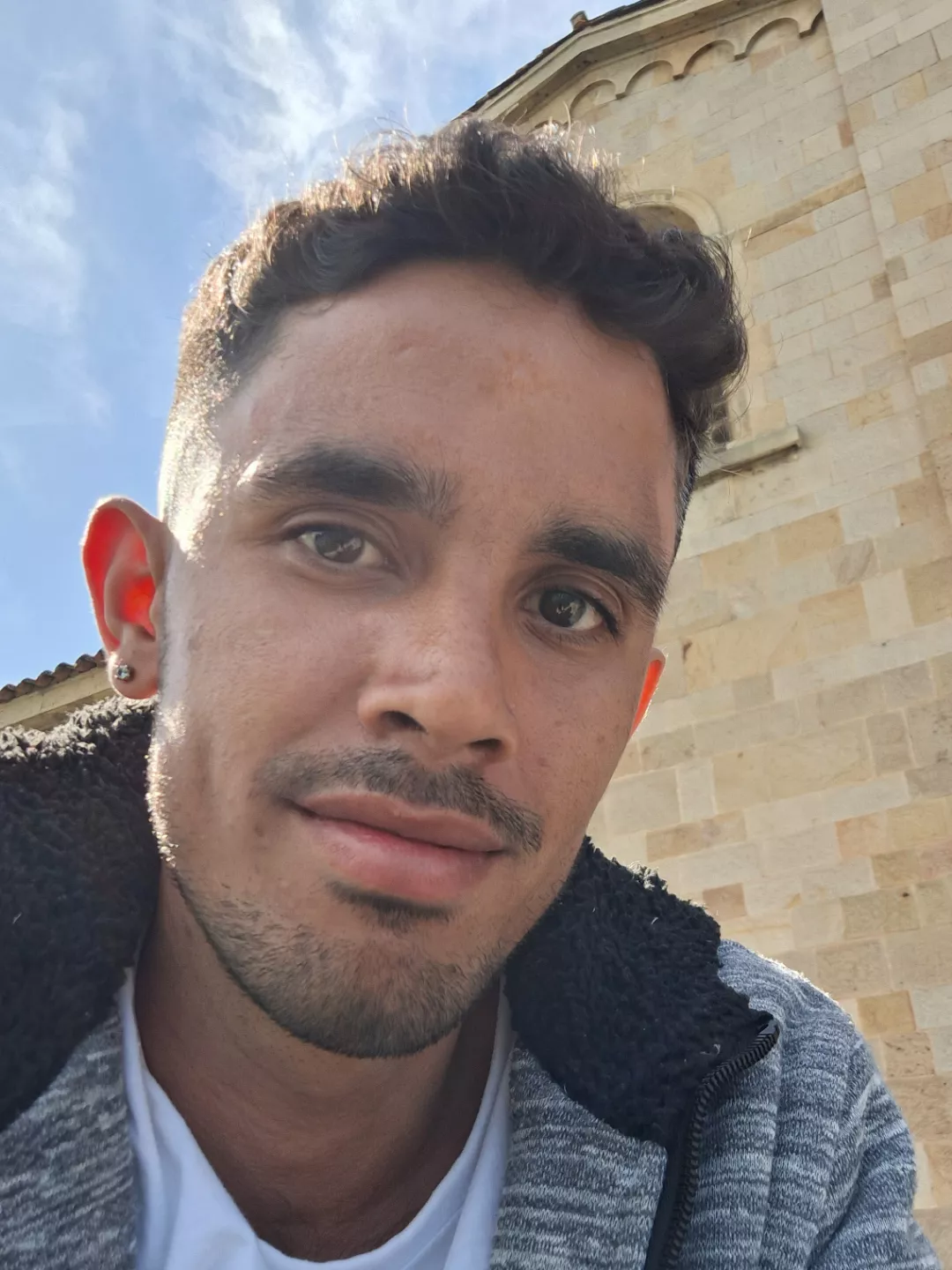 Trying to make friends seems pretty hard on here... posted by Life_onMars26