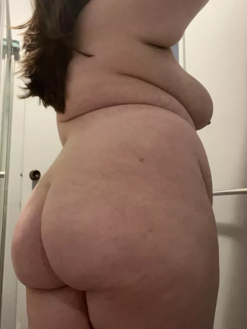 Wet and ready x by BeatOk6835