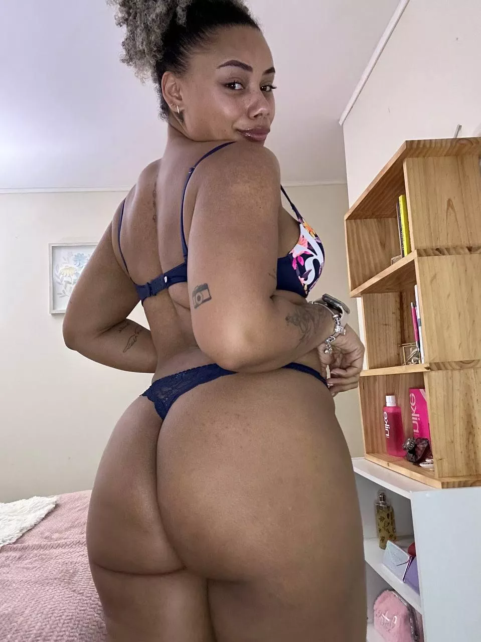 Would you eat my ass posted by IvyRoseCheeks