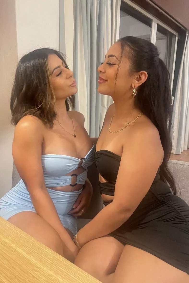 Blue or black posted by monstertrukk