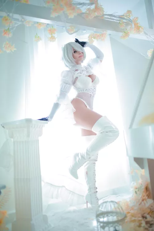 Bride 2B cosplay by Yuna Kairi by YunieSunshine