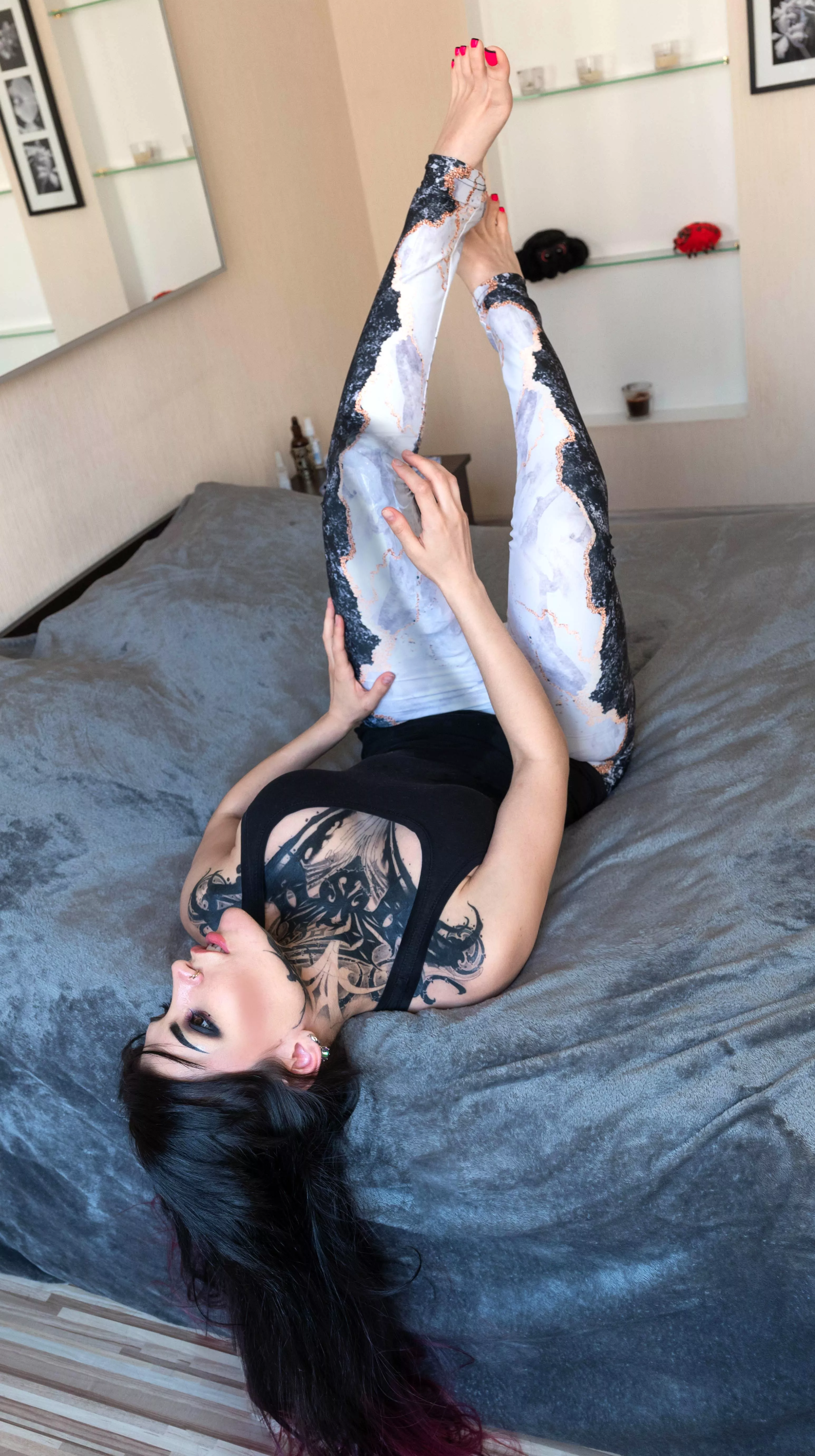 Can you guess the color? posted by Vampandbeauty