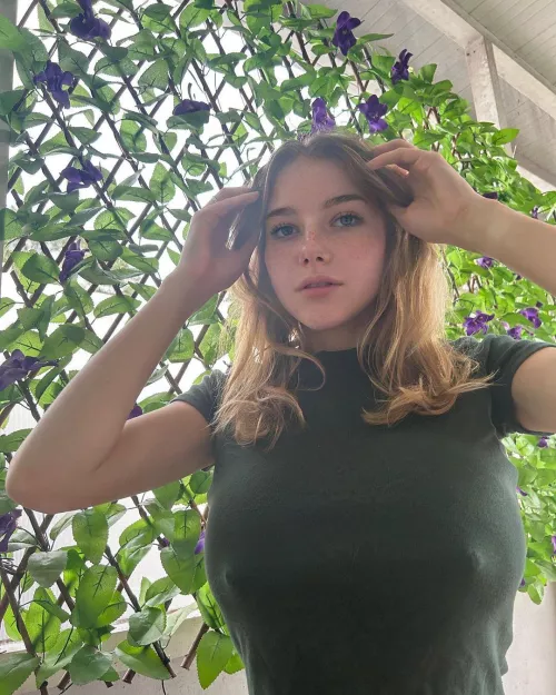 Come and discover the pleasure of a touch. by Teaseries-PBAI