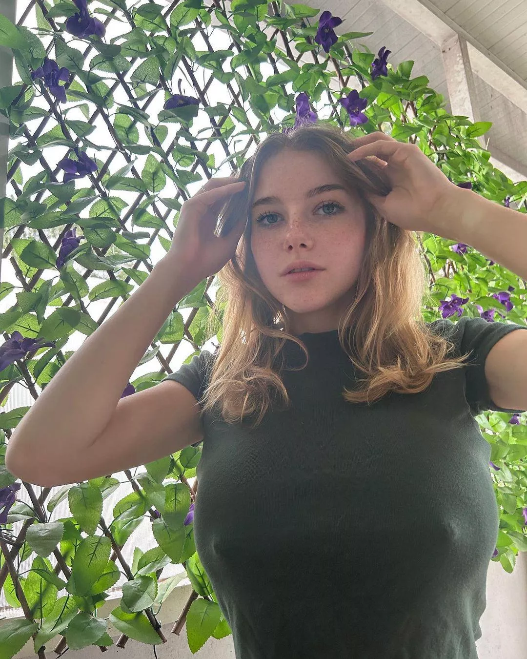 Come and discover the pleasure of a touch. posted by Teaseries-PBAI