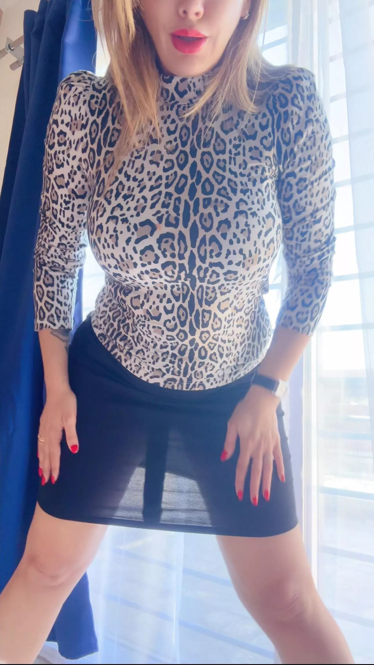 Come play with mommy  posted by chloeof