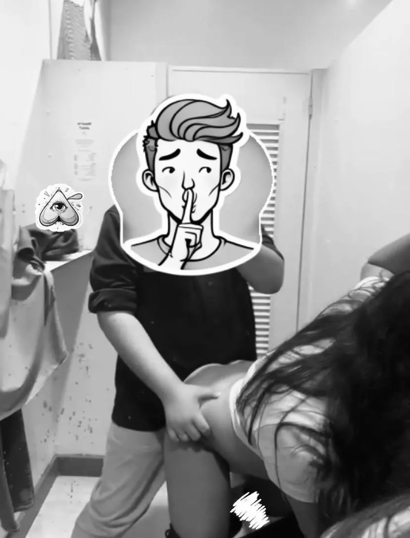 [f]itting room things posted by waferloverxxx