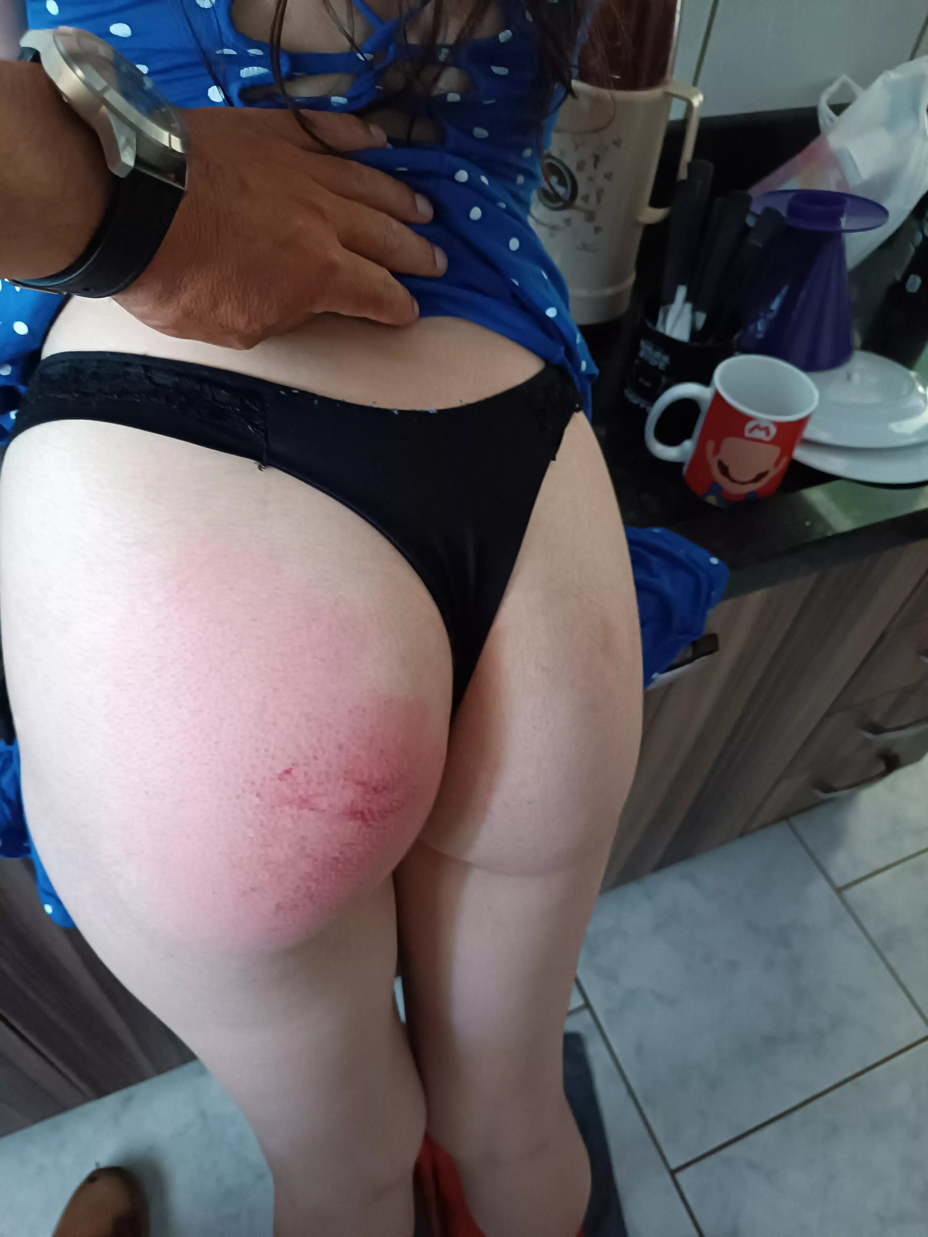 Good girls also need to be disciplined [F] posted by vicsubmissivegirl