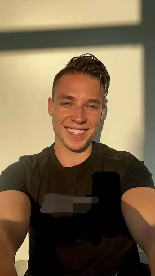 Hi there 🥰 by Objective_Topic_1716