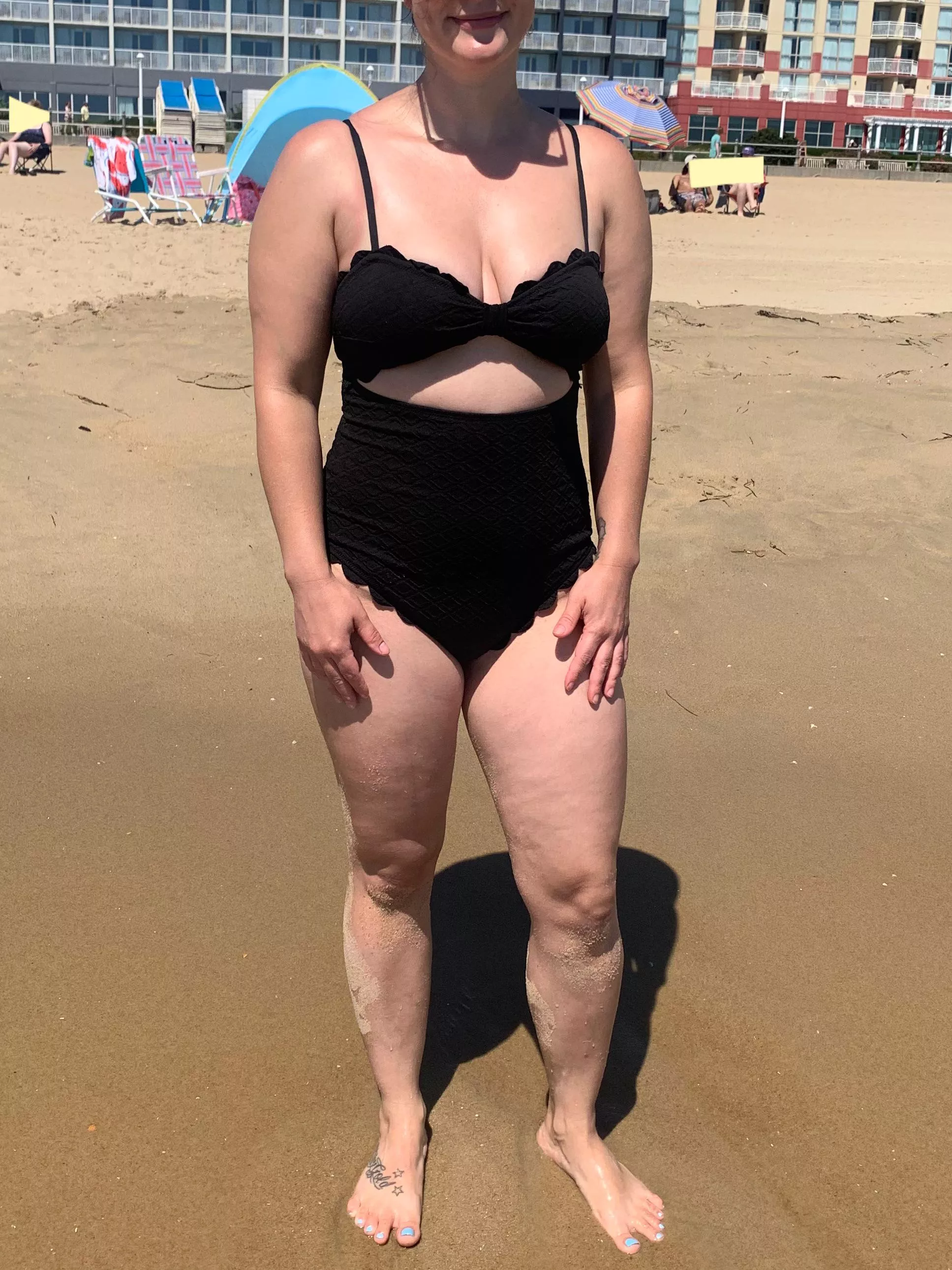 How’s this look for a 35 year old mom of two posted by Stashedg0ld